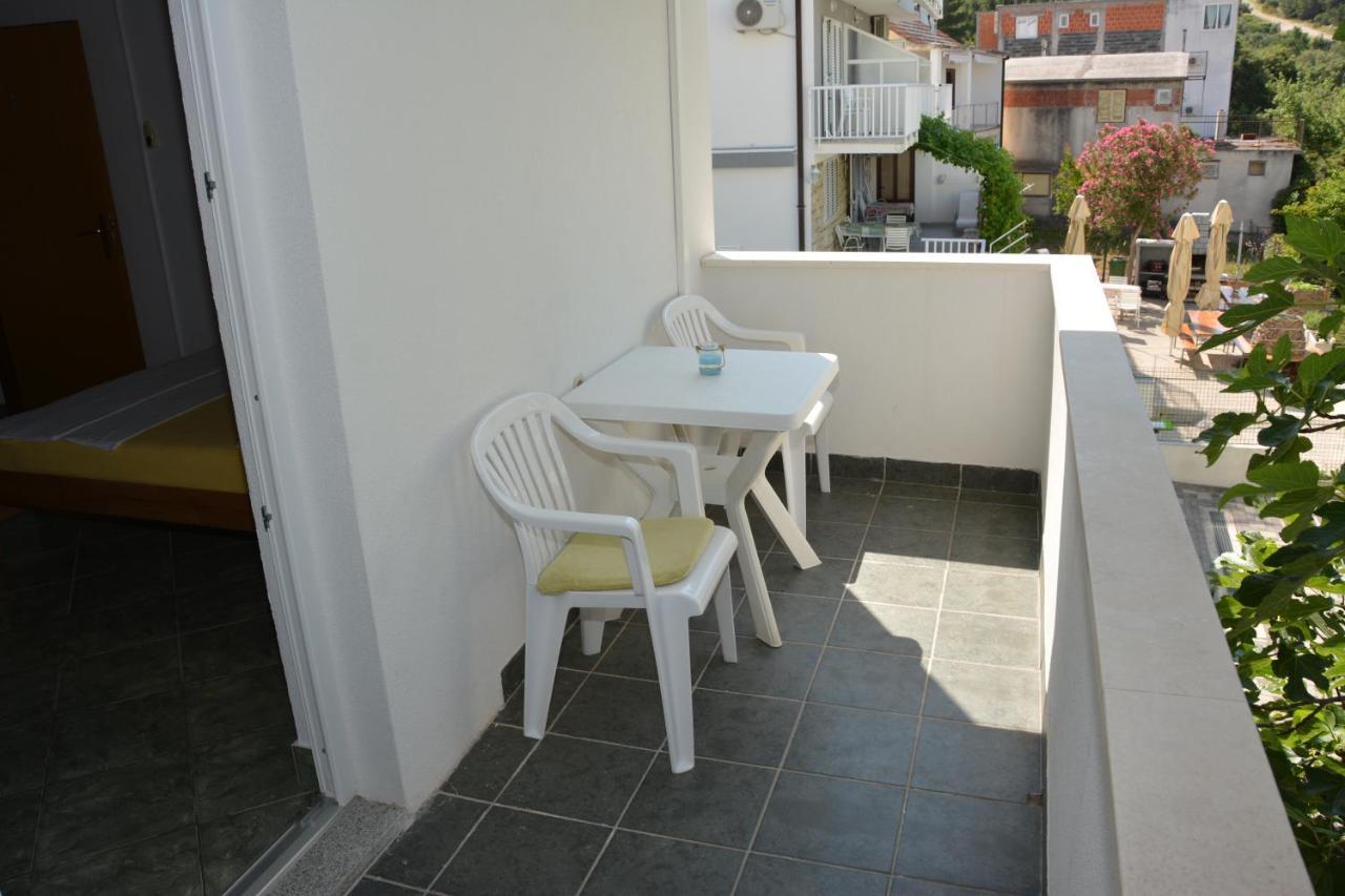 Kami Apartment Промайна Екстериор снимка